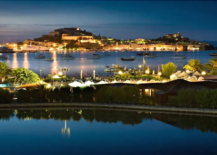 Hotel Airone Isola D'elba 4*