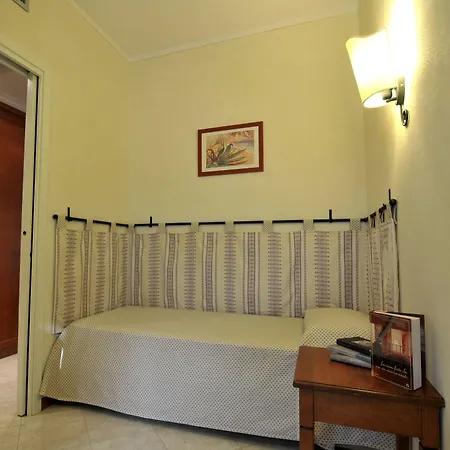 ホテル Airone Isola D'elba 4*