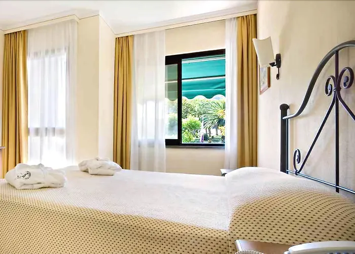 Airone Isola D'elba פורטופראיו